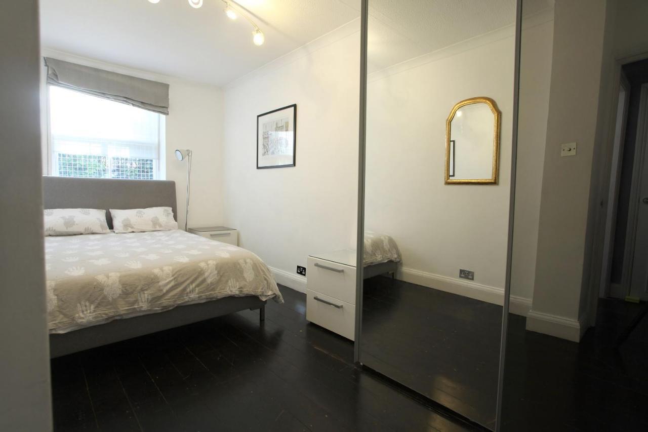 Ferienwohnung Walk To Notting Hill /Paddington 1 B/R With Patio London Exterior foto