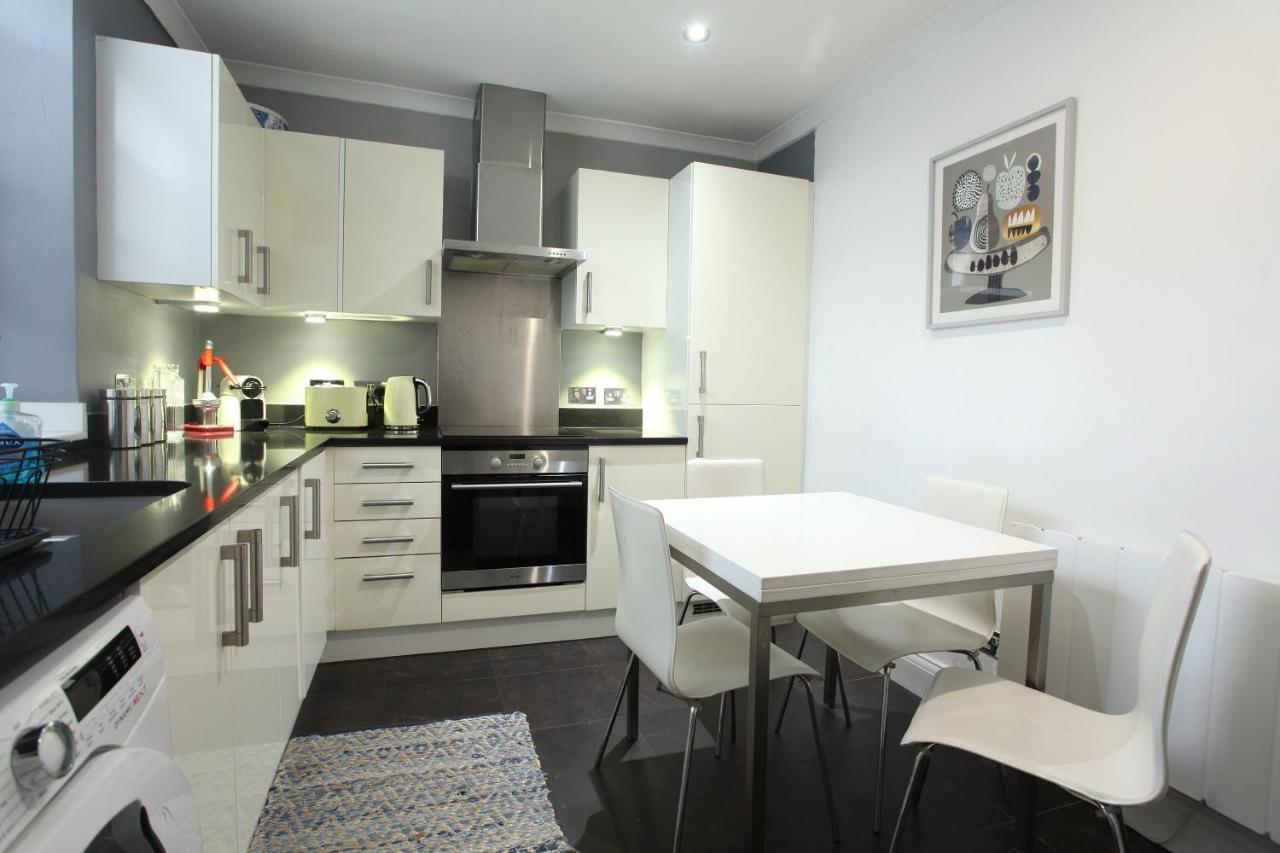 Ferienwohnung Walk To Notting Hill /Paddington 1 B/R With Patio London Exterior foto
